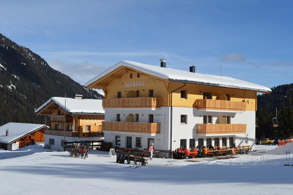 Foto esterno in inverno Berggasthof Blosegg