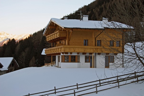 Foto esterno Appartamenti in agriturismo Nestlhof