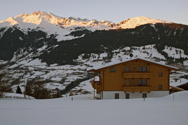Foto esterno Appartamenti in agriturismo Nestlhof