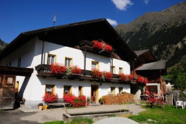 Foto esterno in estate Fassnauerhof