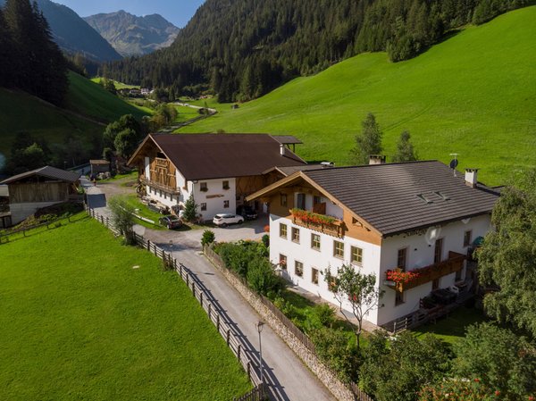 Foto esterno in estate Sennerhof