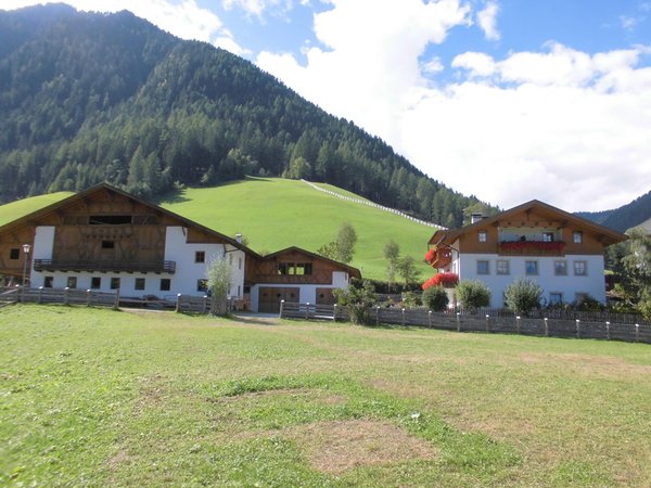 Foto esterno in estate Sennerhof