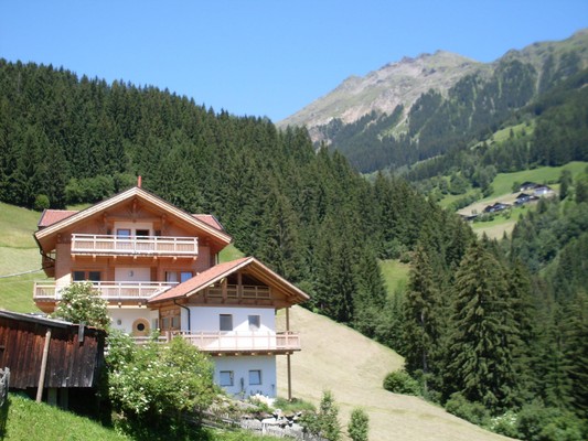 Foto esterno Appartamenti in agriturismo Obergruberhof