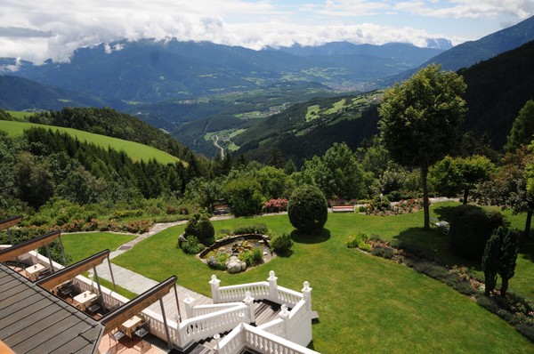 Foto Außenansicht Hotel Holzerhof