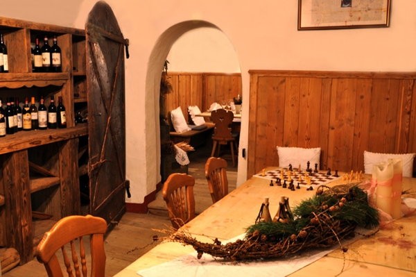 Weinkeller Mühlbach Ansitz Castel Kandelburg