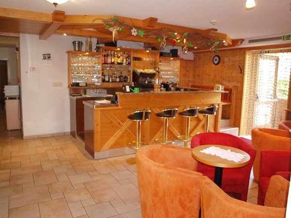 Photo of the bar Hotel + Residence Gurnatsch