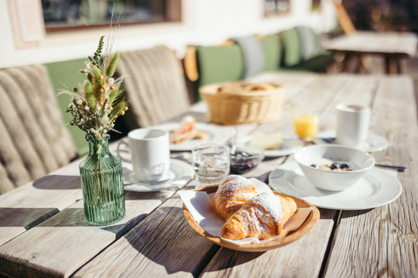 The breakfast B&B-Hotel + Residence Hofer