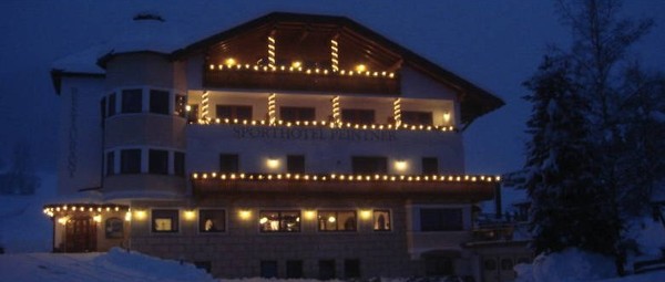 Foto esterno Hotel Peintner