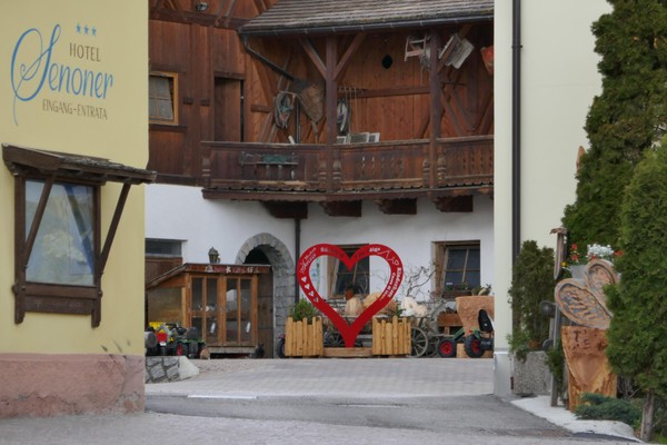 Foto esterno Hotel Senoner