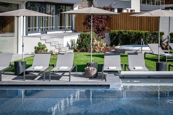 Foto della piscina all'aperto