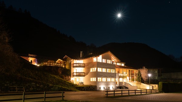 Foto esterno in estate Hotel Appartement Haus Gitschberg
