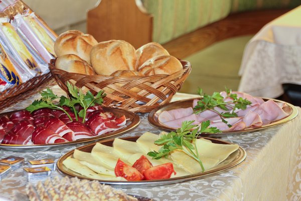 The restaurant Maranza / Meransen (Gitschberg Jochtal) Hofer
