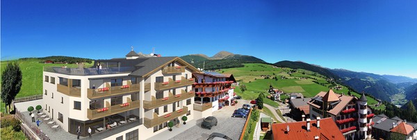 Foto Außenansicht Hotel + Residence Kristall