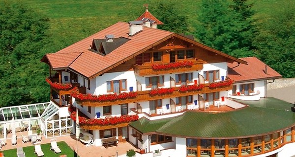 Foto Außenansicht Hotel Schönblick