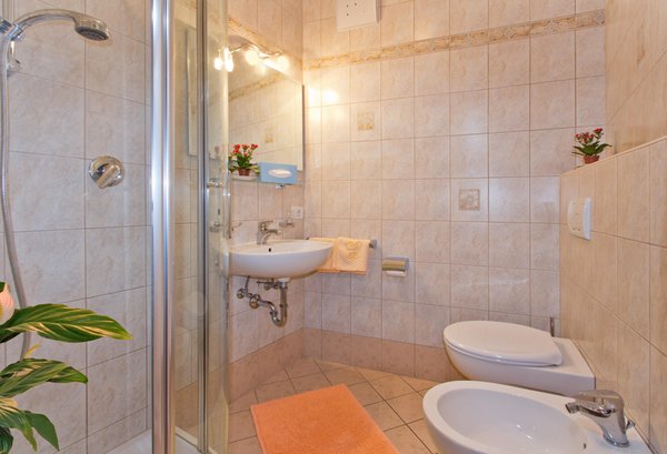 Foto del bagno Gasthof (Albergo) Zur Linde