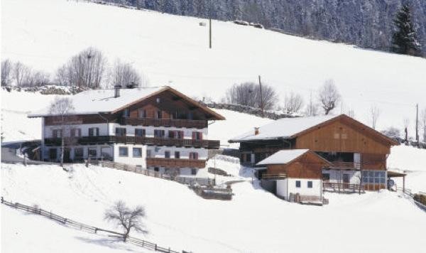 Foto Außenansicht Pension + Ferienwohnungen auf dem Bauernhof Langwieserhof