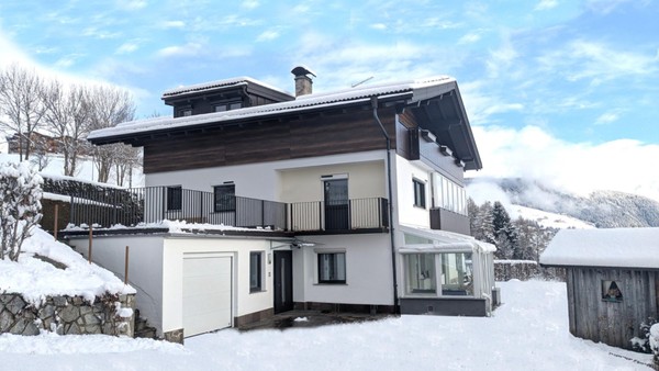 Foto Außenansicht Ferienwohnungen Haselstaude