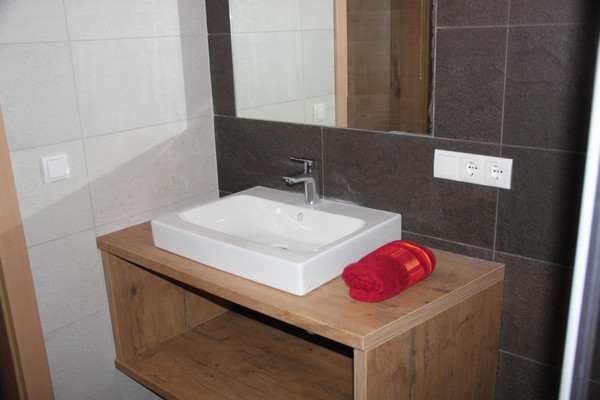 Foto del bagno Appartamenti in agriturismo Maurerhof