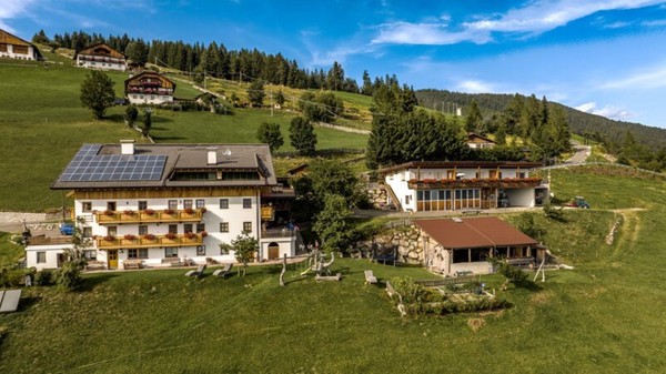 Photo exteriors Farmhouse apartments Pitznerhof