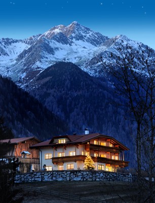 Foto esterno Appartamenti in agriturismo Obereggerhof