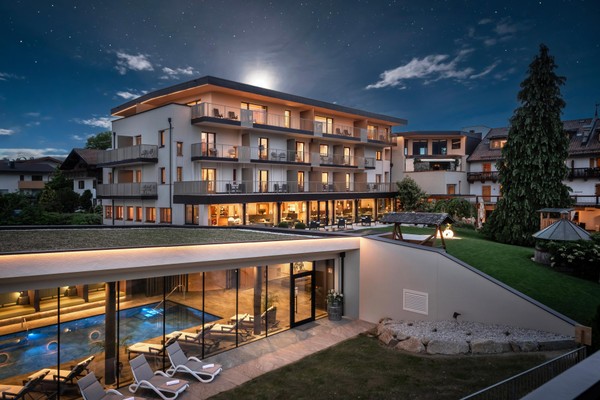Foto esterno Hotel Langhof