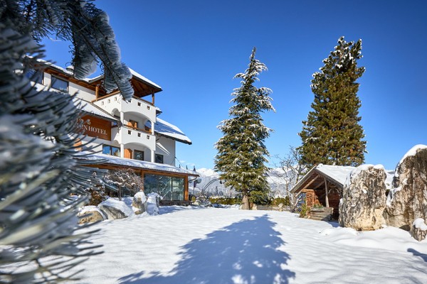 Photo exteriors Mineralienhotel