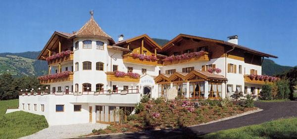 Foto Außenansicht Hotel Waldesruh