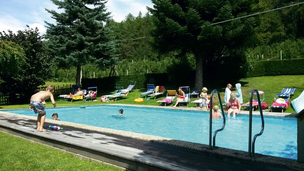 Foto della piscina all'aperto