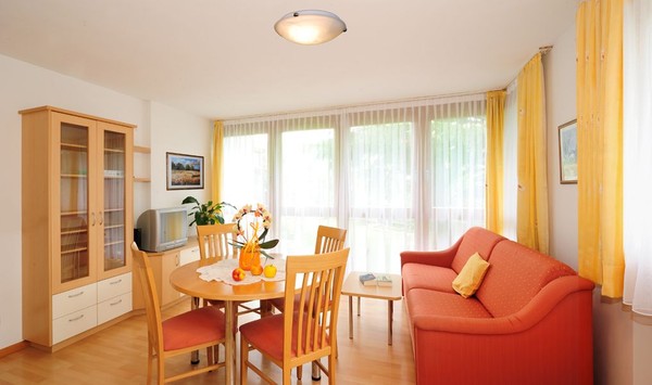 Il salotto Pensione + Residence Haus am See