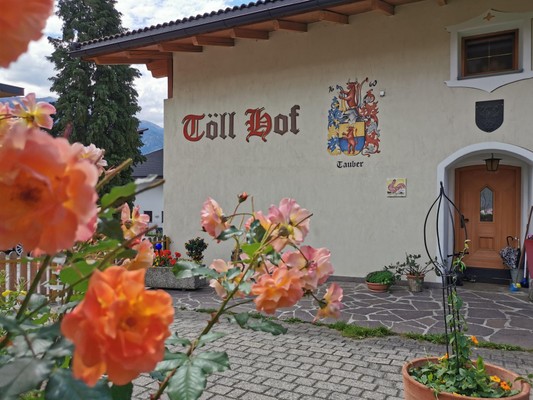 Foto Außenansicht Ferienwohnungen auf dem Bauernhof Töllhof