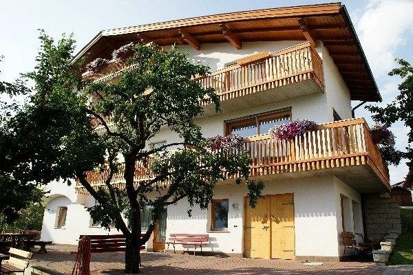 Foto esterno Appartamenti in agriturismo Zini Erich