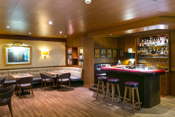 Photo of the bar Dominik Alpine City Wellness Hotel - Adults only
