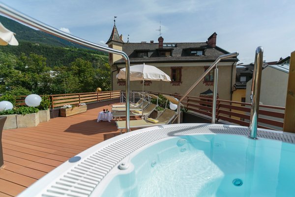 Photo of the outdoor swimming pool
