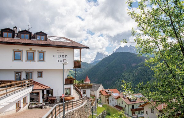 Photo exteriors Mountain Residence Alpenhof