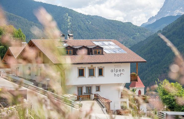 Foto estiva di presentazione Mountain Residence Alpenhof