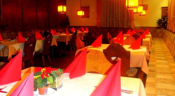 The restaurant Varna / Vahrn Goldenes Lamm