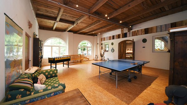 La sala giochi Appartamenti in agriturismo Castel - Schloss Campan