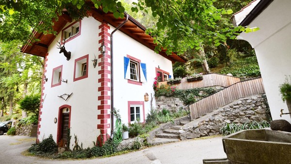 Photo exteriors Farmhouse apartments Castel - Schloss Campan