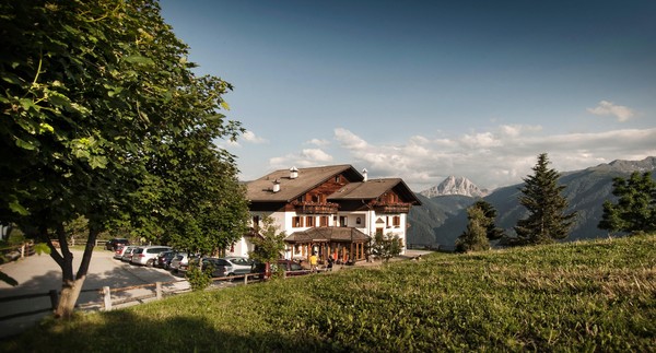 Photo exteriors Hotel Herol - my mountain retreat