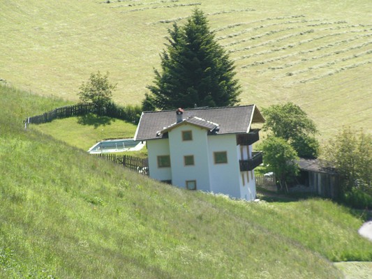 Photo exteriors Farmhouse apartments Zalnerhof
