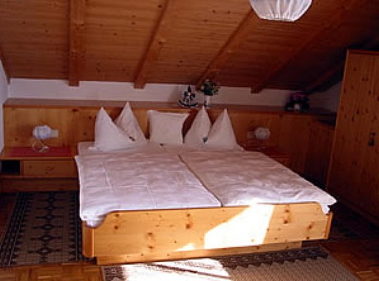 Foto vom Zimmer B&B + Ferienwohnungen auf dem Bauernhof Figisterhof