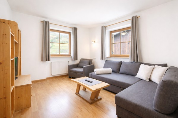 The living area Farmhouse apartments Martscholer Weinhof