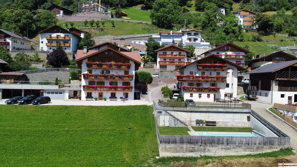 Foto esterno Appartamenti Dolomitenblick