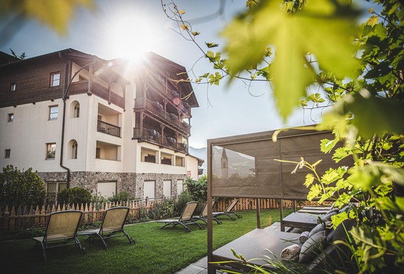 Photo exteriors Hotel Taubers Unterwirt