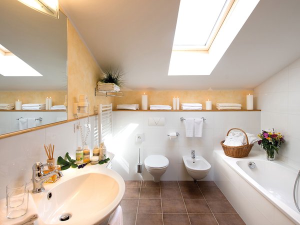 Foto del bagno Hotel Taubers Unterwirt