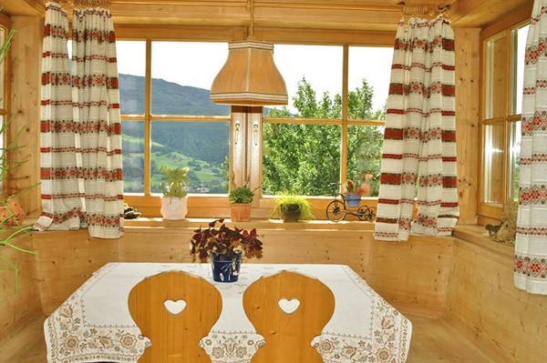 The restaurant Velturno / Feldthurns Brunnerhof