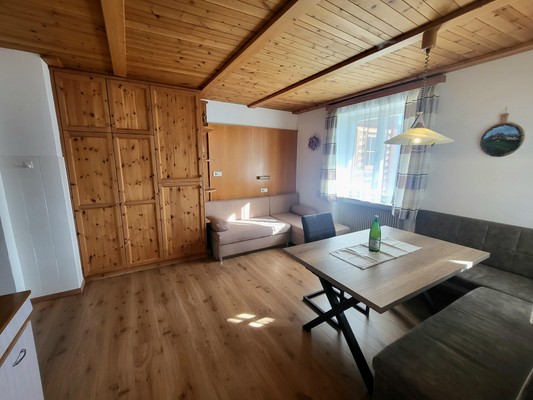 The living area Farmhouse Hotel + Apartments Alpenbadl Oberfraunerhof