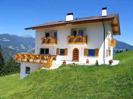 Photo exteriors Farmhouse Hotel Ferienhof Gschloier