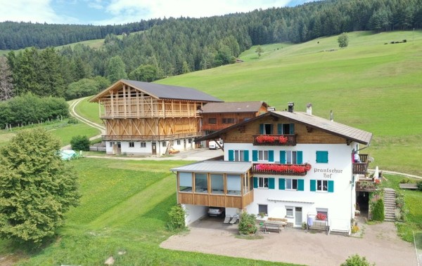 Foto esterno B&B in agriturismo Prantschurhof