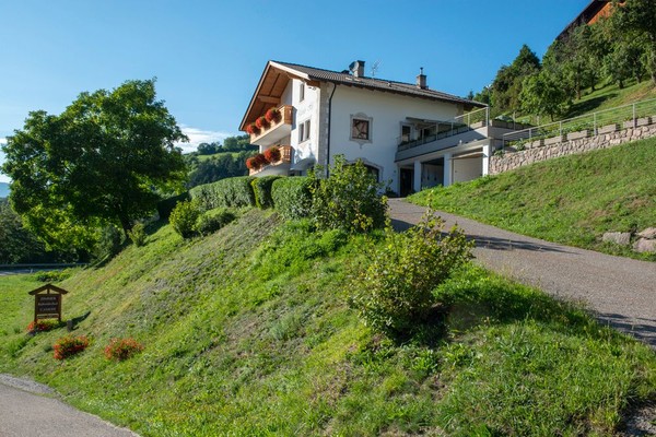 Foto Außenansicht B&B auf dem Bauernhof Rafreiderhof